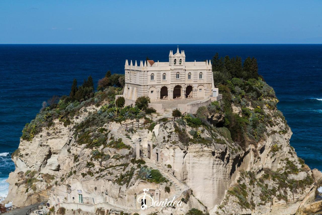 Residenza Danidea Bed & Breakfast Tropea Exterior photo